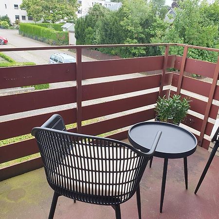 --Renoviert-- Ruhige 1-Zimmer Einliegerwohnung Mit Kueche Und Bad In Grossburgwedel Exterior foto