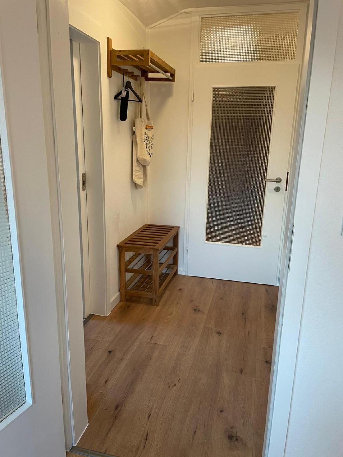 --Renoviert-- Ruhige 1-Zimmer Einliegerwohnung Mit Kueche Und Bad In Grossburgwedel Exterior foto